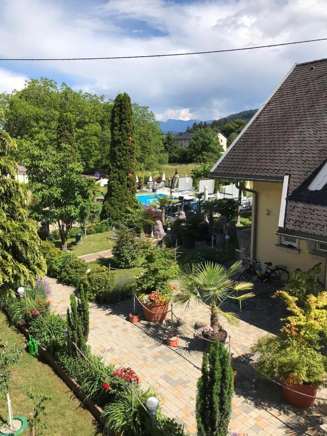 Ferienanlage Seehof Krumpendorf Exterior foto