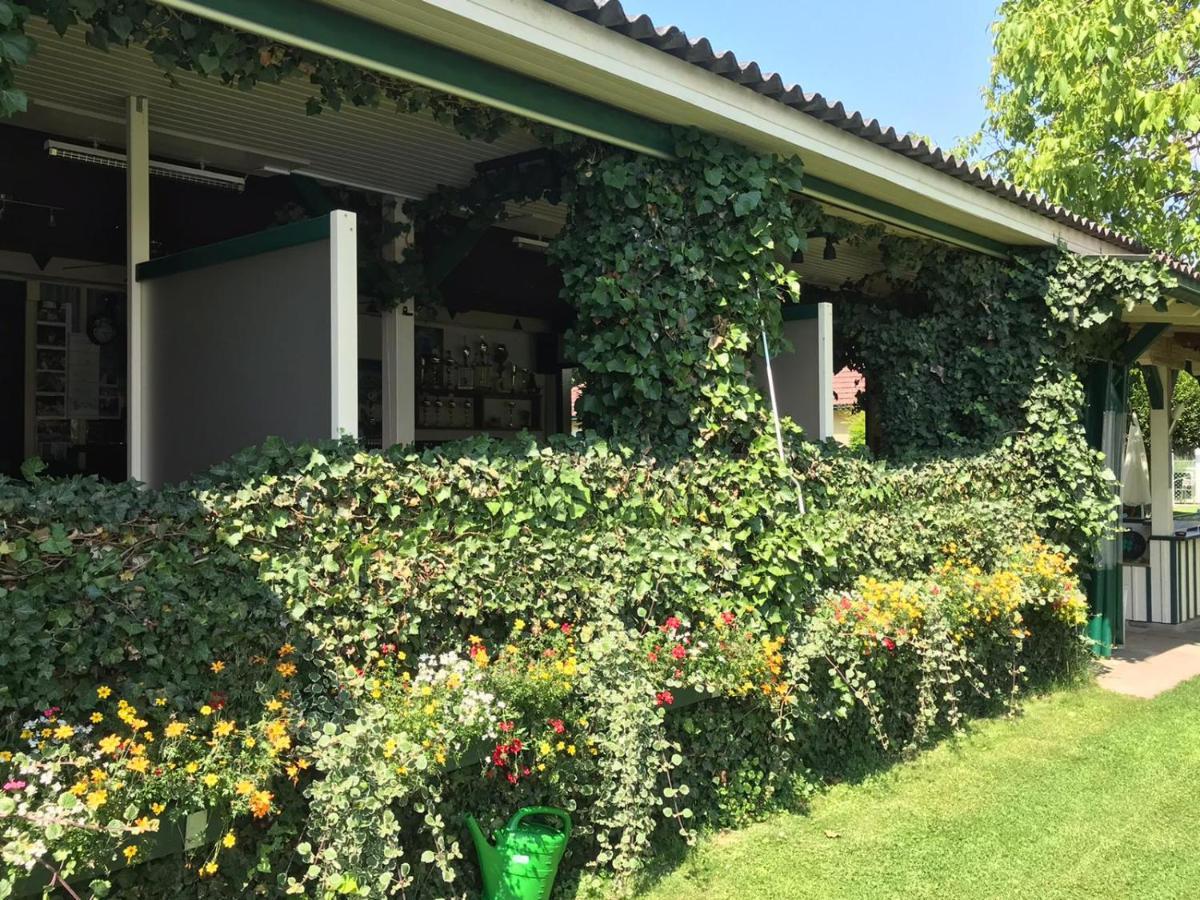 Ferienanlage Seehof Krumpendorf Exterior foto
